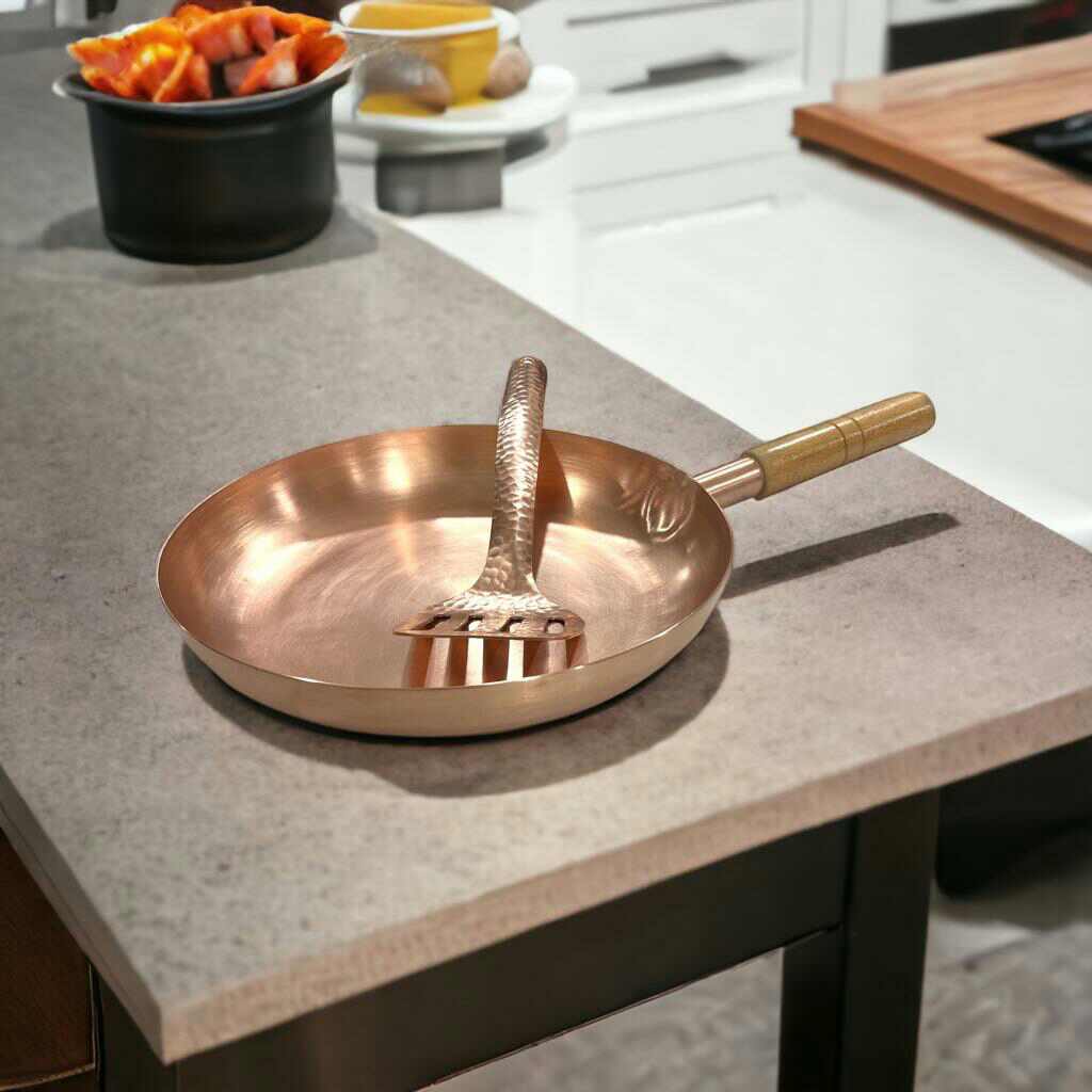10" Round Plain Copper Pan with Matte Finish, Wood Handle and Spatula